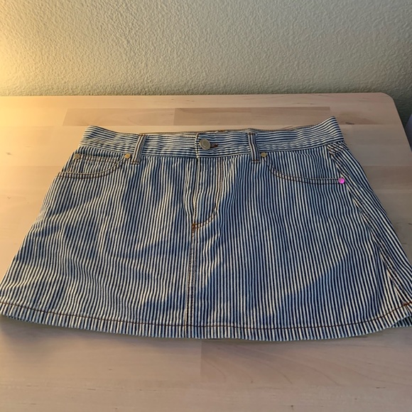 Authentic Gucci Mini Denim Micro Skirt - Picture 1 of 4